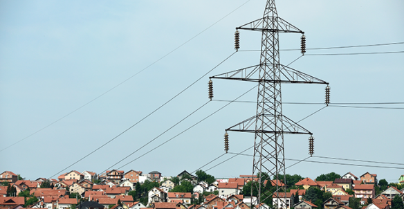 pilones THT et maisons